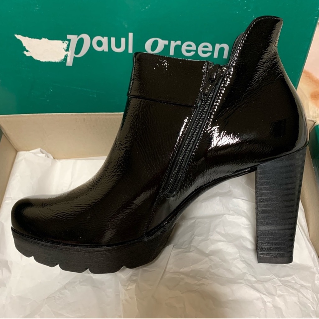 Paul Green Ollie Booties Gorgeous Patent Booties Brand New